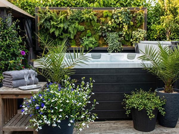 amenagement-exterieur-spa-jacuzzi-viskan